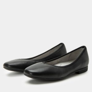Arielle Black Shoe
